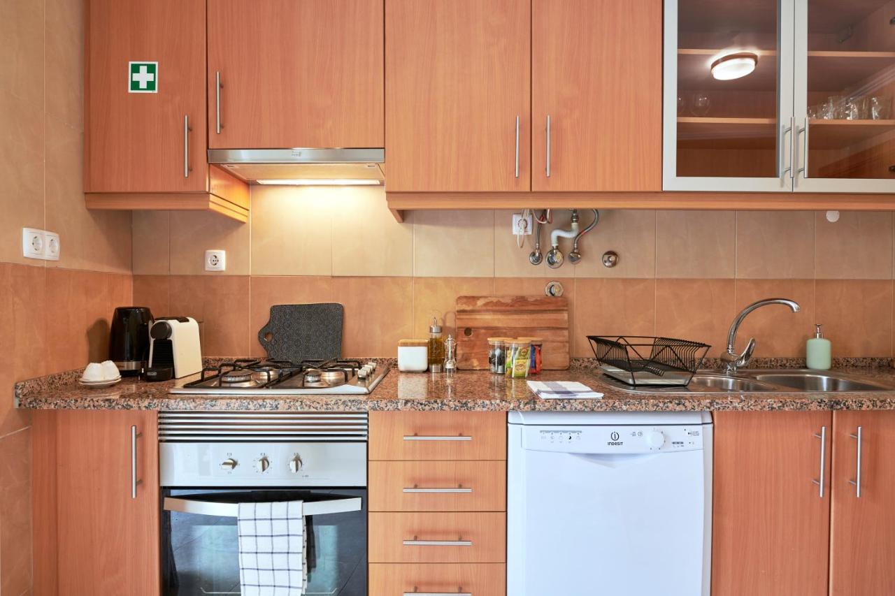 Spacious And Renovated Apartment With Amazing Patio, By Timecooler Lisbon Bagian luar foto