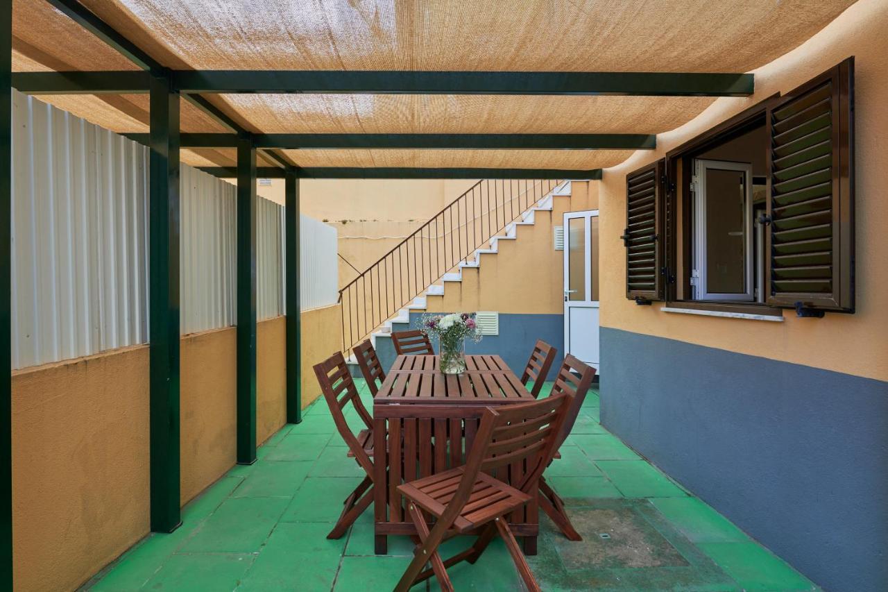 Spacious And Renovated Apartment With Amazing Patio, By Timecooler Lisbon Bagian luar foto